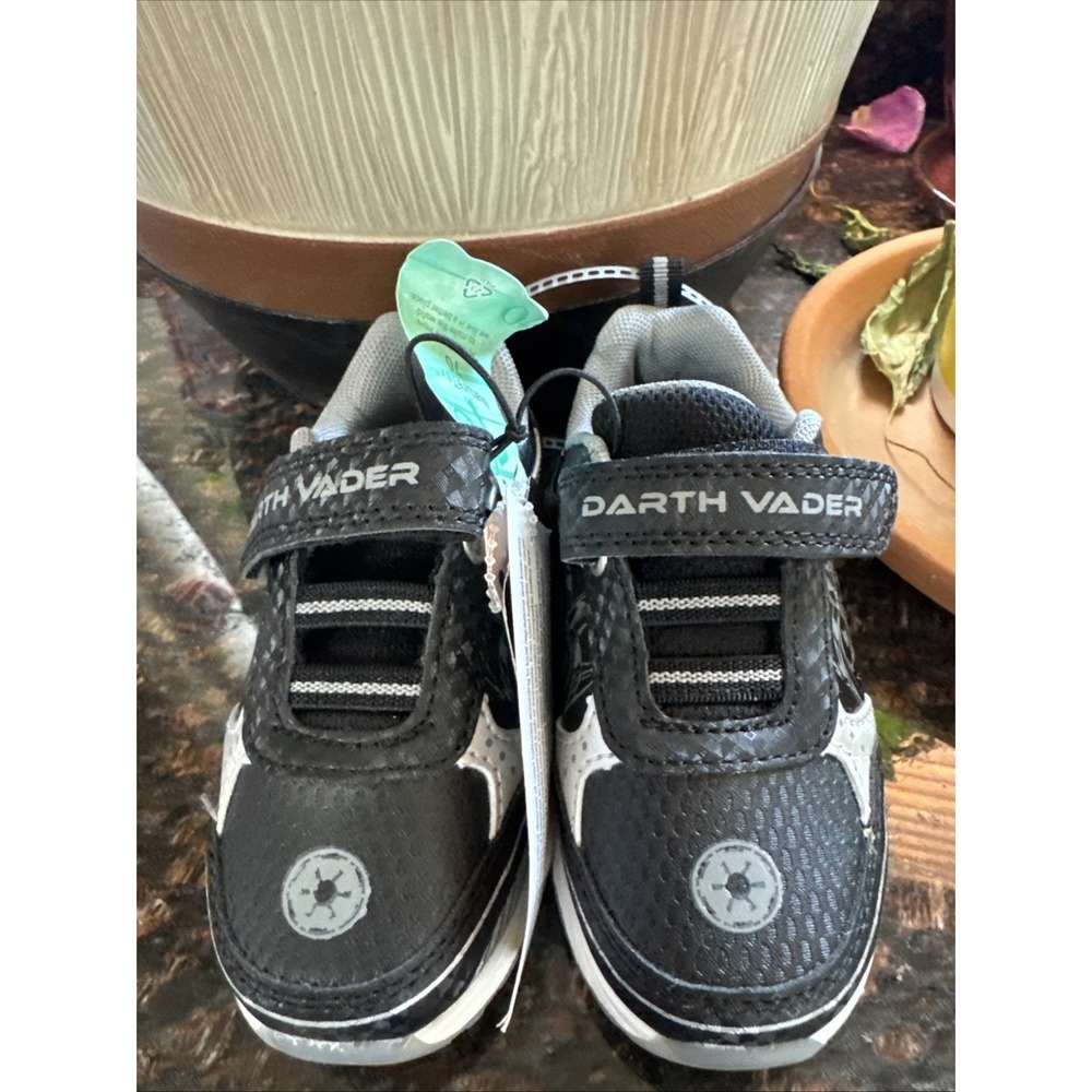 Star Wars Darth Vader Black Light Up Eyes Toddler Boys Shoe Size 7